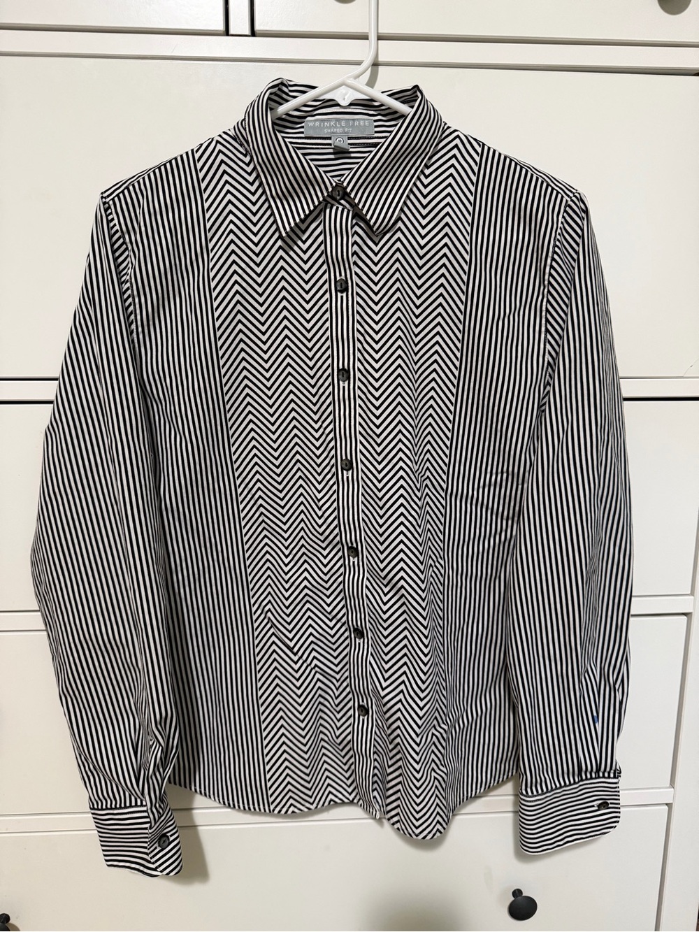 Foxcroft Women’s Shirt, size 10
